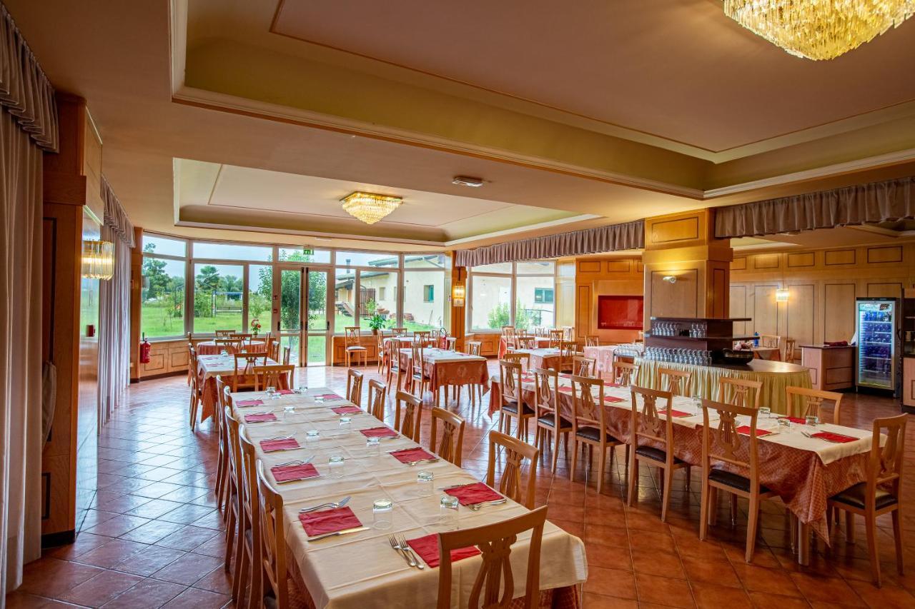 Hotel Villa Strassoldo "Ex Attianese Hotel Restaurant" 세르비냐노 델 프리울리 외부 사진